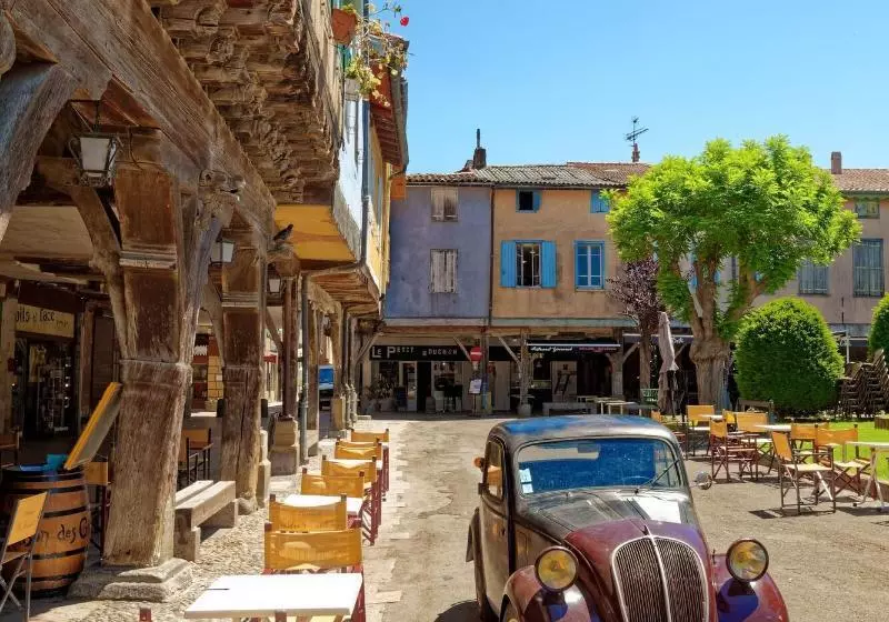 ホテル La Maison Des Consuls