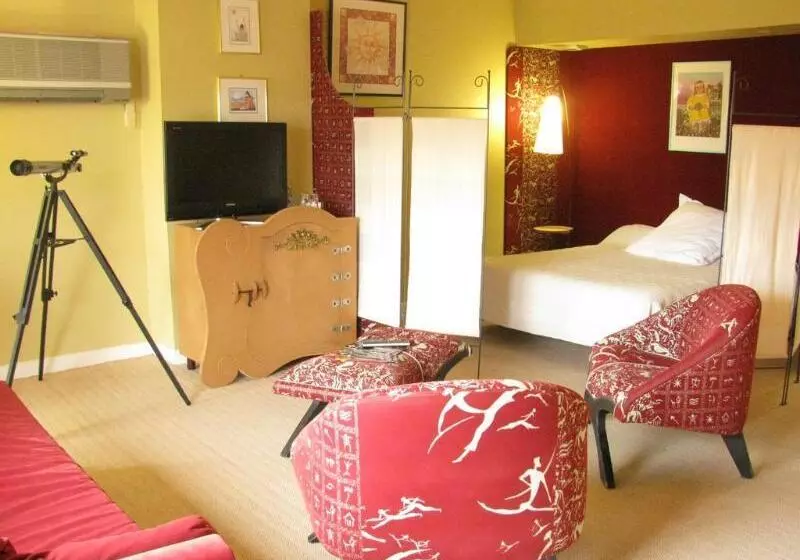 ホテル La Maison Des Consuls