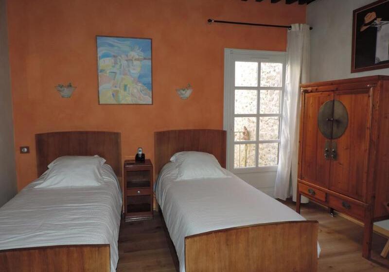 هتل La Maison Des Consuls