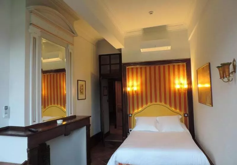 ホテル La Maison Des Consuls