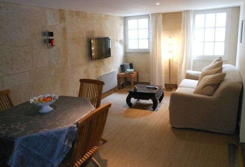 호텔 Les Logis Du Roy