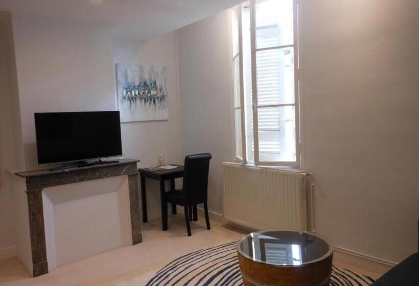 호텔 Les Logis Du Roy