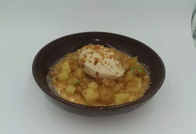 Logis Hotel Le Relais De La Poste Restaurant Le Fil Du Temps