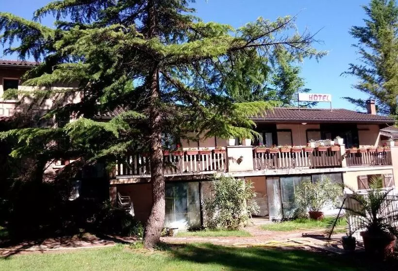 Отель Relais De Frejeroques