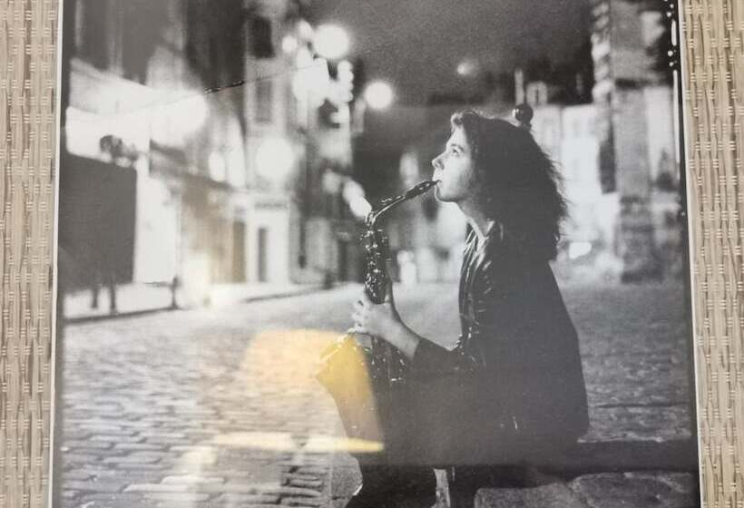 Logis Hotel Restaurant La Barguillere