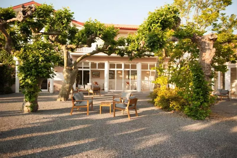 Отель Logis Thermal