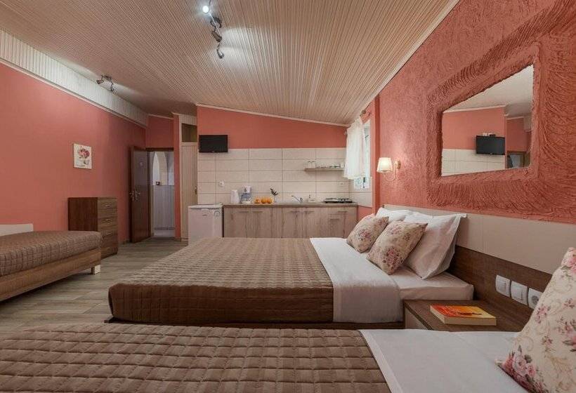 فندق Ouzas Luxury