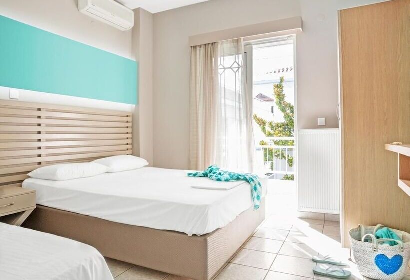 فندق Ouzas Luxury