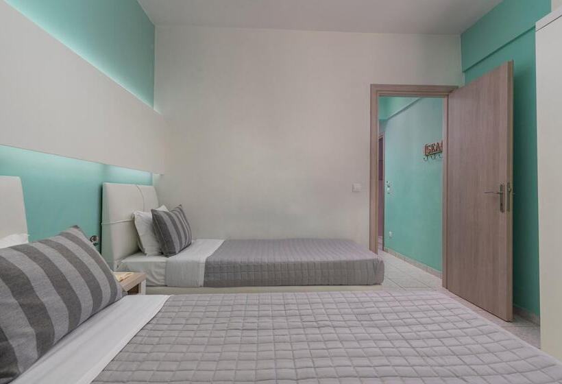 فندق Ouzas Luxury