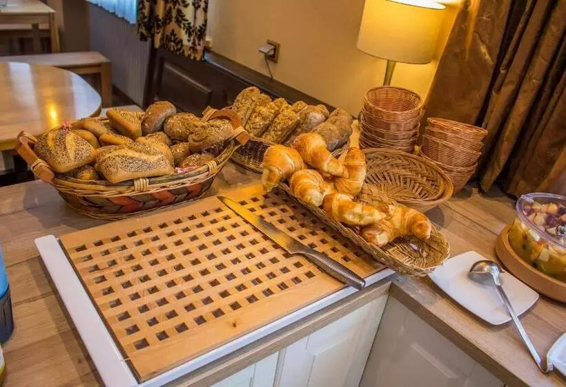 호텔 Raffelsteiner Hof Garni