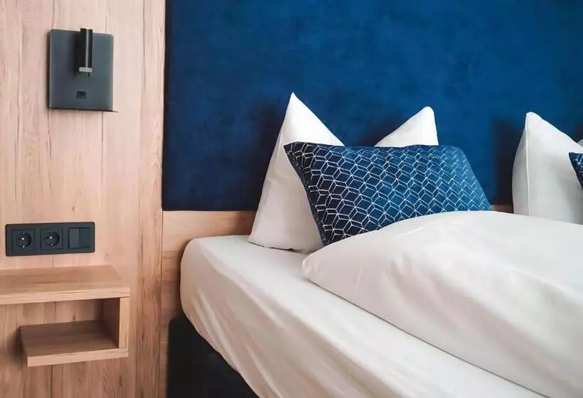 호텔 Raffelsteiner Hof Garni