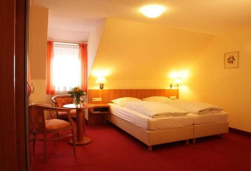 فندق Restaurant Zum Kirschbaum