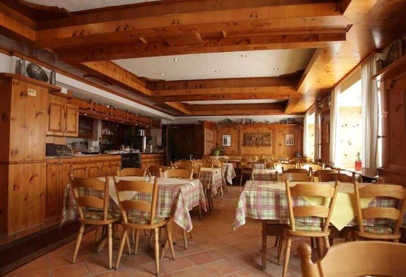 فندق Restaurant Zum Kirschbaum