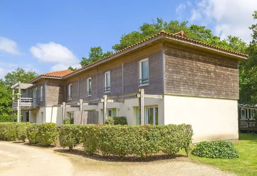 Отель Résidence Lagrange Vacances Les Terrasses Du Lac