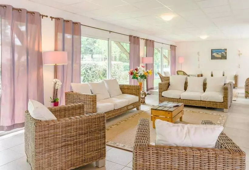 Отель Résidence Lagrange Vacances Les Terrasses Du Lac