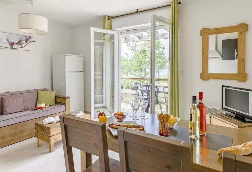 Отель Résidence Lagrange Vacances Les Terrasses Du Lac