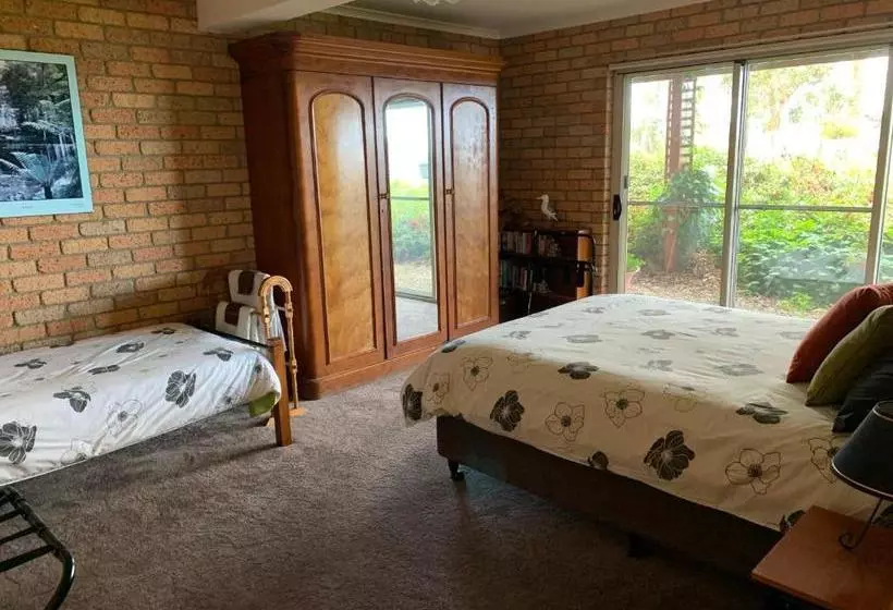 Отель Sea Change Safety Cove