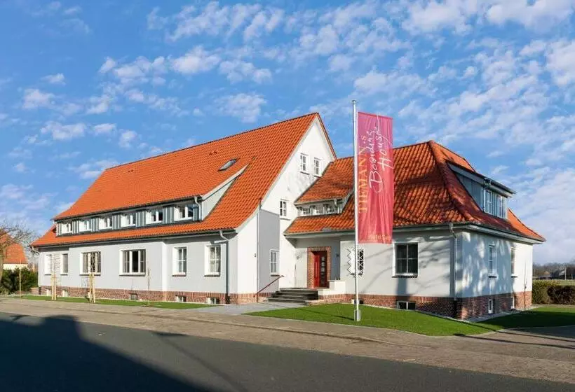 Отель Tiemanns Boardinghouse