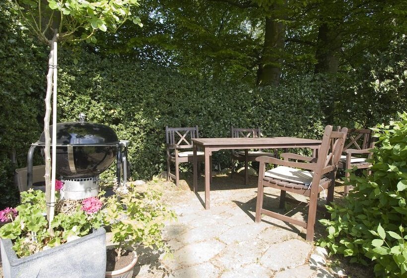 Munkebjerg Bed & Breakfast