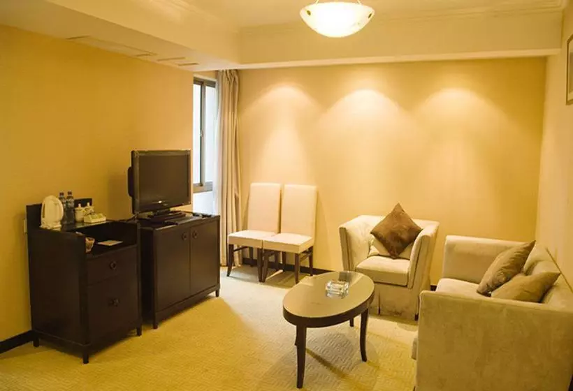 Отель Jinjiang Inn Select Suzhou Guanqian Street