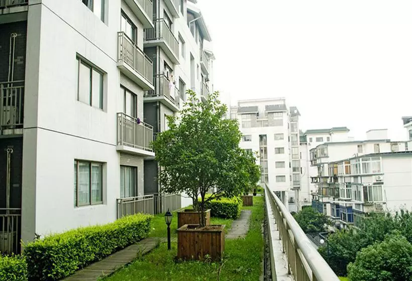 Отель Jinjiang Inn Select Suzhou Guanqian Street