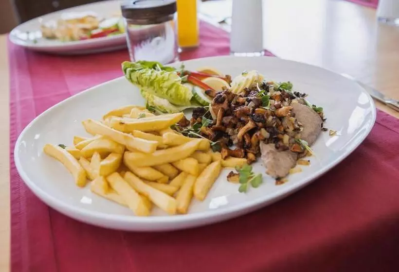 Wagners Seehotel Schleusingen