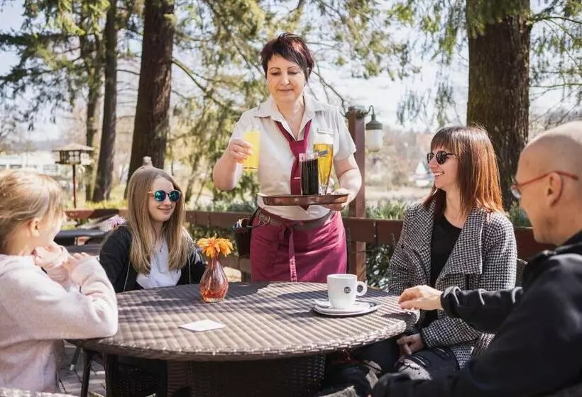 Wagners Seehotel Schleusingen