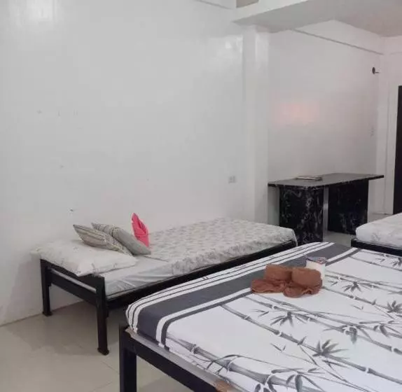 ベッドアンドブレックファースト Chelle S Apartelle Inn