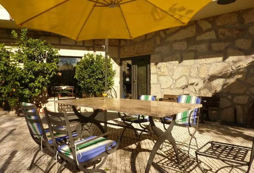 Aamiaismajoitus (B&B) Oficina Do Joe Guesthouse