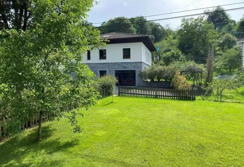 Casa De Los Carpinteros