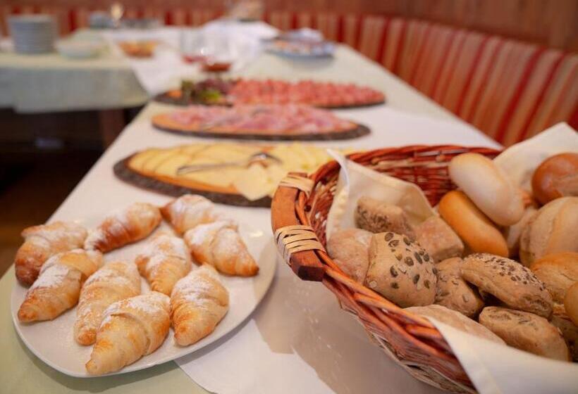 ホテル Gasthaus Bad Siess