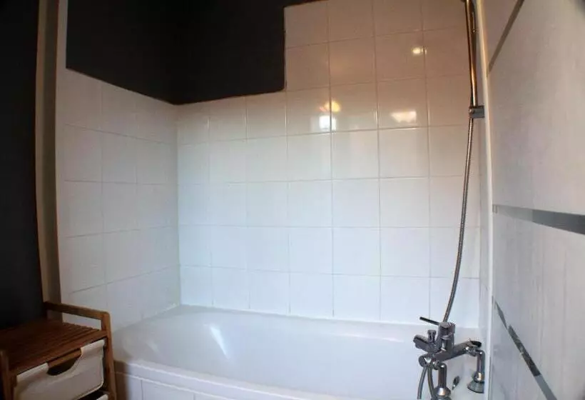 Le Cottage Des Curie