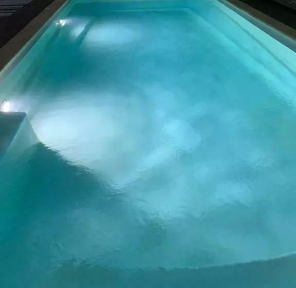 Majatalo La Metairie Du Vauhariot   Lodge Ou Chambre   Piscine Chauffée   Vue Mer Et Mont Saint Michel   Gr34