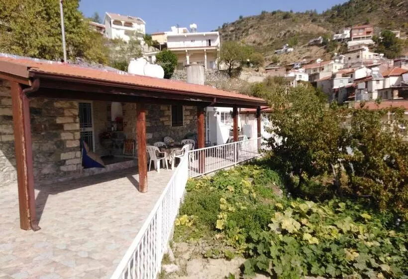 Traditional House In Pelendri