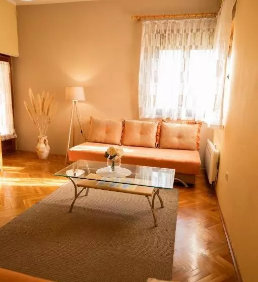 Apartman Emina