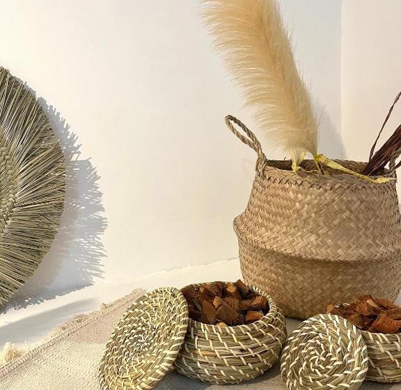 تختخواب و صبحانه Atrium Boutique