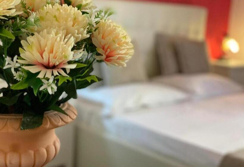 تختخواب و صبحانه Homelink Firenze The Key