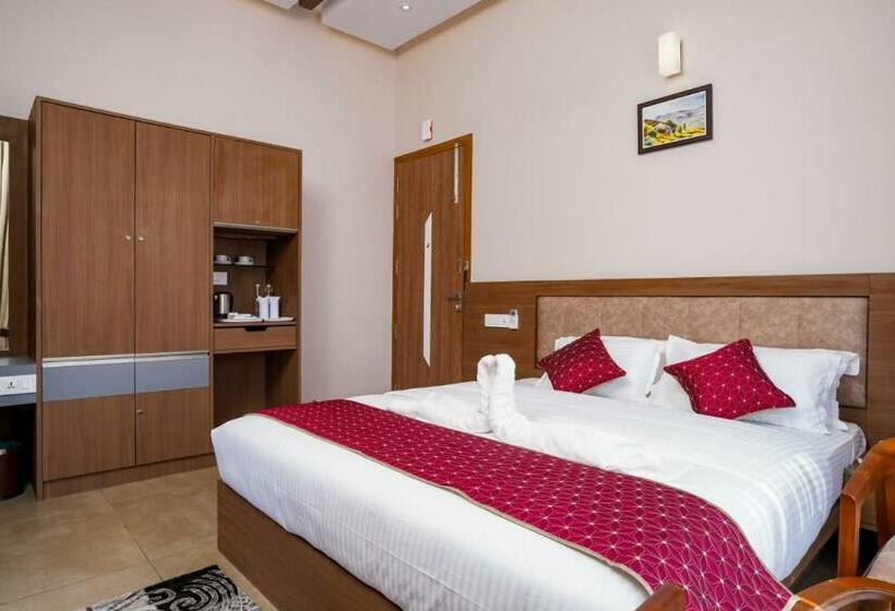 ベッドアンドブレックファースト Thrill Holidays Munnar