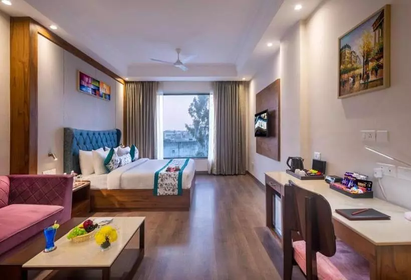 هتل Lords Inn Chandigarh Zirakpur