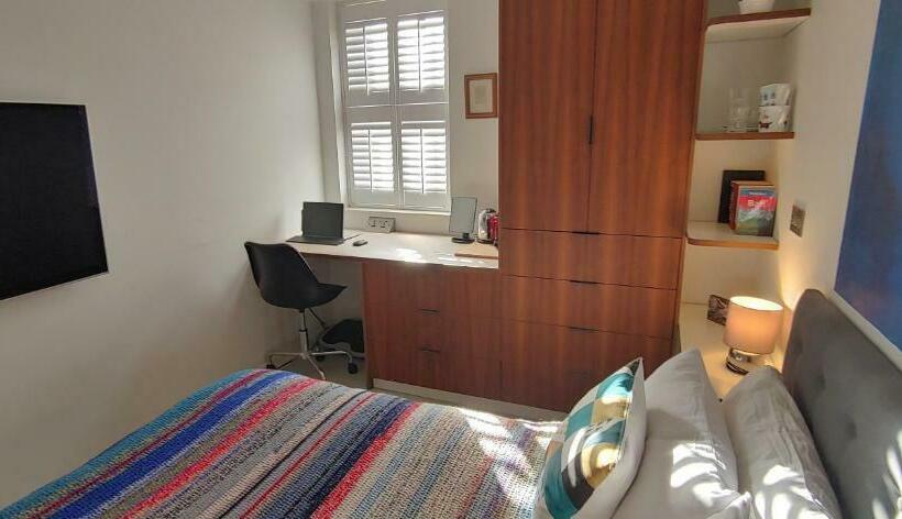 膳宿费 Comfortable Room With Ensuite