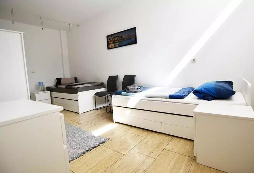 Boardinghouse In Cologne Free Wifi