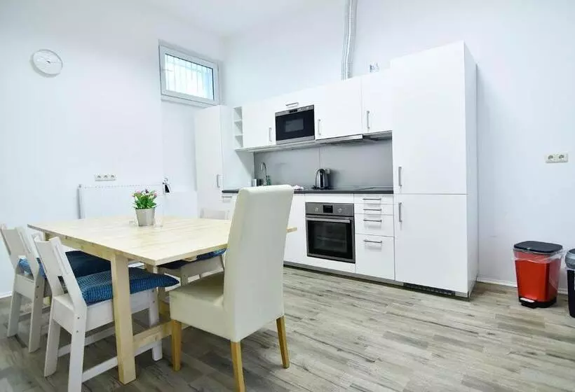 Boardinghouse In Cologne Free Wifi