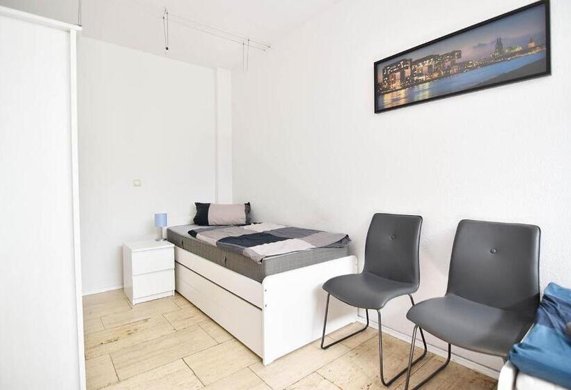 Boardinghouse In Cologne Free Wifi