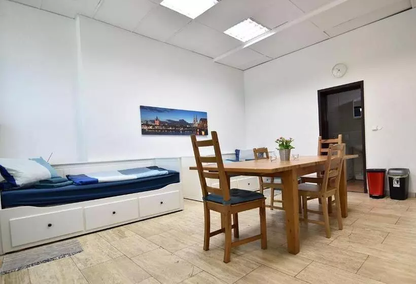 Boardinghouse In Cologne Free Wifi