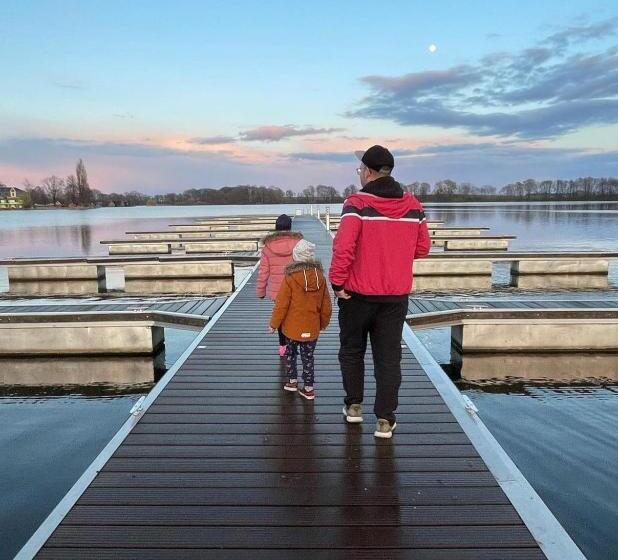 Elegantes & Modernes Apartment Neli Mit Terrasse, 100m Zum Hafen Röbel Müritz