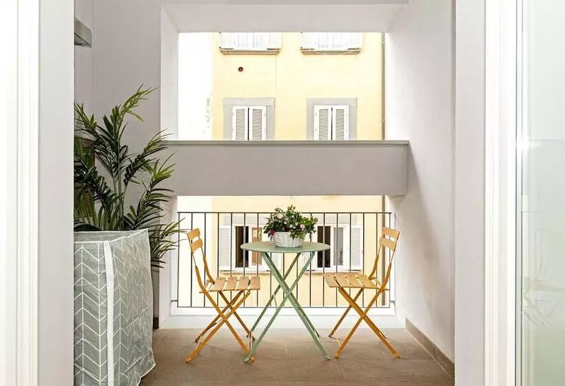 Lucky Love House In Livorno