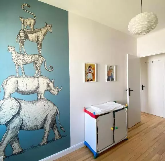 Superbe Villa Vue Sur Mer, Corniche De La Plage