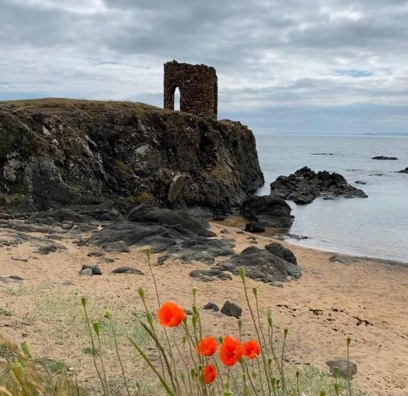The Wee Blue House, East Neuk