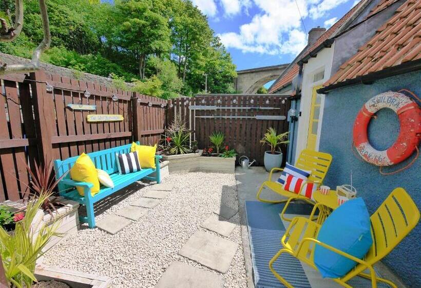The Wee Blue House, East Neuk