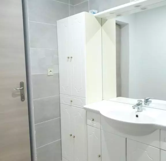 Appartement Privé Dans Maison Individuelle